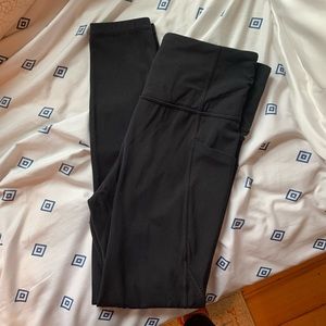 Athleta leggings w/ pockets